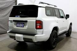 2024 Toyota Landcruiser Prado VX