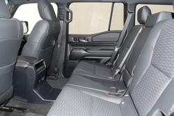 2024 Toyota Landcruiser Prado VX