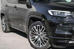 2024 Jeep Compass Summit e-Hybrid