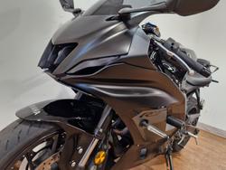 2025 Yamaha YZF-R7LA Black