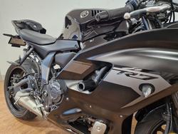 2025 Yamaha YZF-R7LA Black