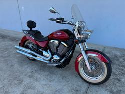 2014 VICTORY BOARDWALK Two Tone Sunset Red & Black