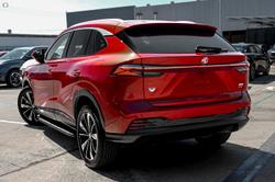 2025 MG HS Super Hybrid Essence