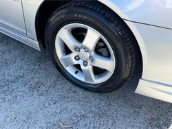 2004 TOYOTA CAMRY AZURA