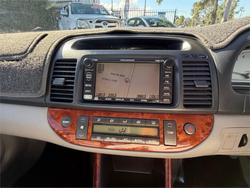 2004 TOYOTA CAMRY AZURA