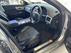 2013 Jaguar XF Luxury