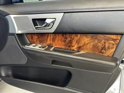 2013 Jaguar XF Luxury