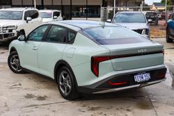 2025 Kia K4 S