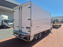 2022 Isuzu Trucks NNR 45 150 AMT Van and Lift