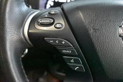 2019 Nissan Pathfinder ST-L