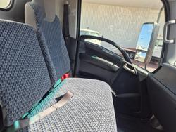 2022 Isuzu Trucks NNR 45 150 AMT Van and Lift
