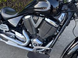 2008 VICTORY KINGPIN 8-BALL Solid Black