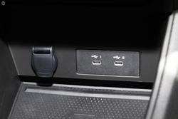 2025 Mitsubishi ASX LS XE MY25 Crystal White