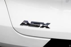 2025 Mitsubishi ASX LS XE MY25 Crystal White
