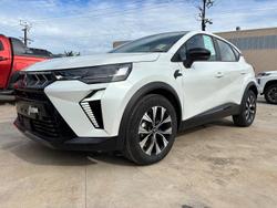2025 Mitsubishi ASX LS XE MY25 Crystal White