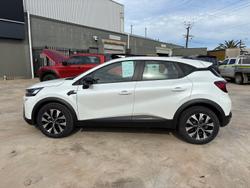 2025 Mitsubishi ASX LS XE MY25 Crystal White