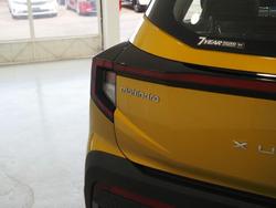 2025 Mahindra XUV3XO AX7L