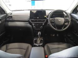2025 Mahindra XUV3XO AX7L