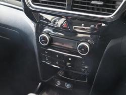 2025 Mahindra XUV3XO AX7L