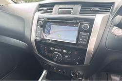 2018 Nissan Navara ST-X