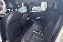 2018 Nissan Navara ST-X