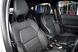 2025 Mitsubishi ASX Exceed XE MY25 Crystal White with Onyx Black Roof