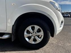 2018 Nissan Navara ST