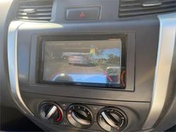 2018 NISSAN NAVARA RX (4x2)