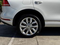 2015 Volkswagen Touareg V6 TDI 7P MY16 Four Wheel Drive Pure White