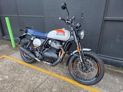 2025 Royal Enfield 2025 Royal Enfield 650CC Classic 650 Base WHITE