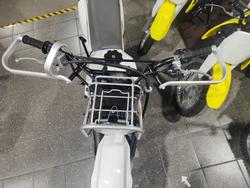 2025 SUZUKI TROJAN (DR200SE) FARM WHITE