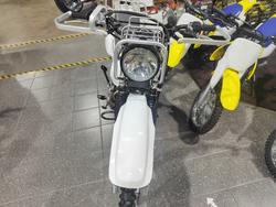 2025 SUZUKI TROJAN (DR200SE) FARM WHITE
