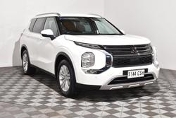 2022 Mitsubishi Outlander LS