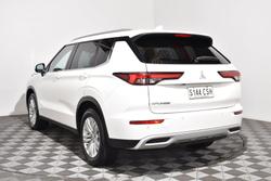 2022 Mitsubishi Outlander LS