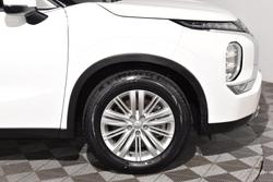 2022 Mitsubishi Outlander LS