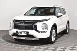 2022 Mitsubishi Outlander LS