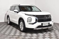 2022 Mitsubishi Outlander LS