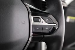 2022 Peugeot 2008 Allure