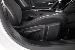 2022 Peugeot 2008 Allure