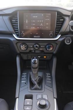 2025 Isuzu MU-X LS-M