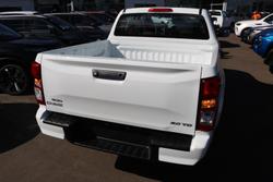2025 Isuzu D-MAX SX