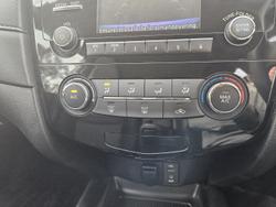 2017 Nissan X-TRAIL ST