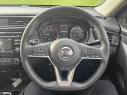 2017 Nissan X-TRAIL ST