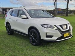 2017 Nissan X-TRAIL ST