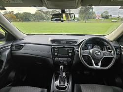 2017 Nissan X-TRAIL ST