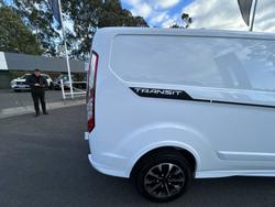 2022 FORD TRANSIT CUSTOM 320S SPORT