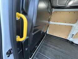 2022 FORD TRANSIT CUSTOM 320S SPORT