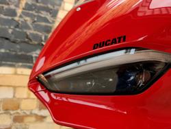 2026 DUCATI PANIGALE V2 S ROAD RED