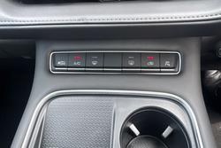 2025 GWM Haval H6 Ultra Hybrid B01 Golden Black (8T01)