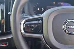 2022 Volvo XC60 Recharge Ultimate T8 Plug-In Hybrid